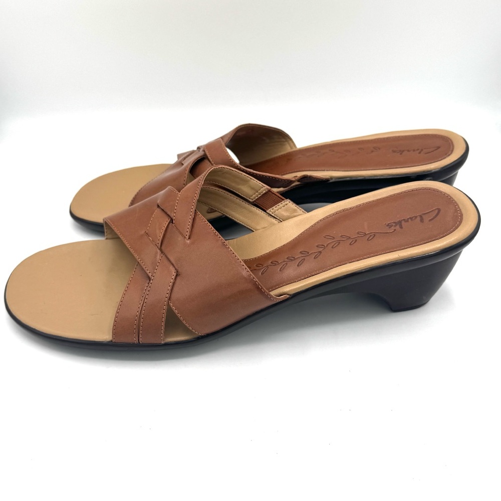 CLARKS Brown Woven Leather Cross Strap Slide Sandals Notched Wedge Heel Size 11